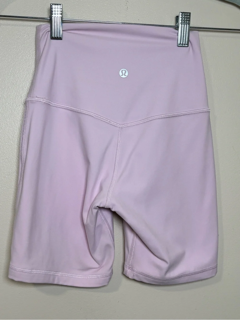 Lululemon XS Lavender High-Rise Biker Shorts 8 Inch